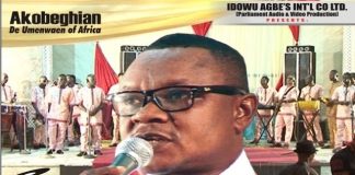 Wilson Ehigiator Akobeghian - Akobe 10 Years (Live On Stage)